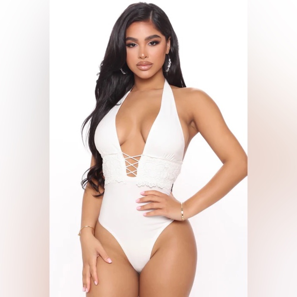 Get you at a halter bodysuit- White